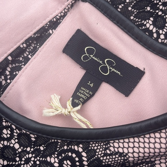 NWT Jessica Simpson Light Pink with Black Lace Sheath Dress - Picture 8 of 8